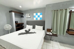 Room | Meja, katil lipat simpan/tambahan, Wi-fi percuma, cadar katil 