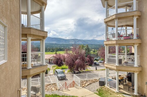 Dip & Drive: Unit 3008B 1BR at Mountain View Villas