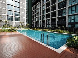Outdoor pool - Olympic Park Stylish 2BR | Walk to stadium | Pool & Gym (Lidcombe)