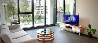 Olympic Park Stylish 2BR | Walk to stadium | Pool & Gym