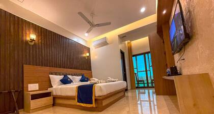 HOTEL COASTAL PALACE