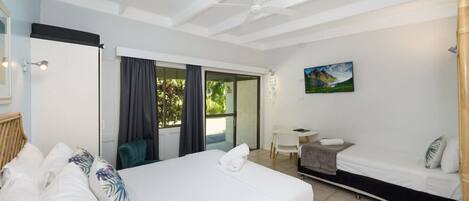 1 habitación y ropa de cama