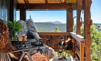 Secluded Mountain Cabin in Telemark – Panoramic Views