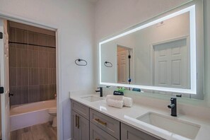 Een douche, een haardroger