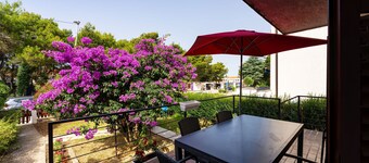 Drazen Charming Three Bedroom Apartment