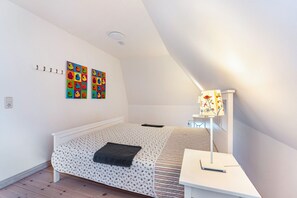 2 Schlafzimmer, Bügeleisen/Bügelbrett, WLAN, Bettwäsche