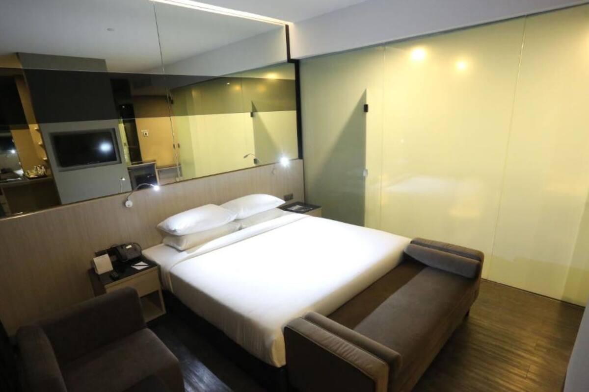 Double Room | Desk, iron/ironing board, free WiFi