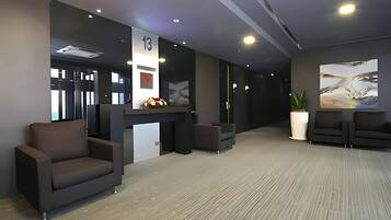 Kawasan tempat duduk lobi