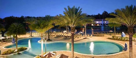 حمّام سباحة خارجي