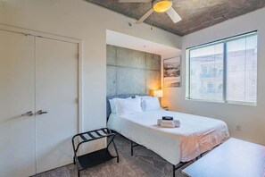 2 chambres, fer et planche à repasser, Wi-Fi, literie fournie