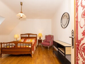 1 camera, ferro/asse da stiro, Wi-Fi