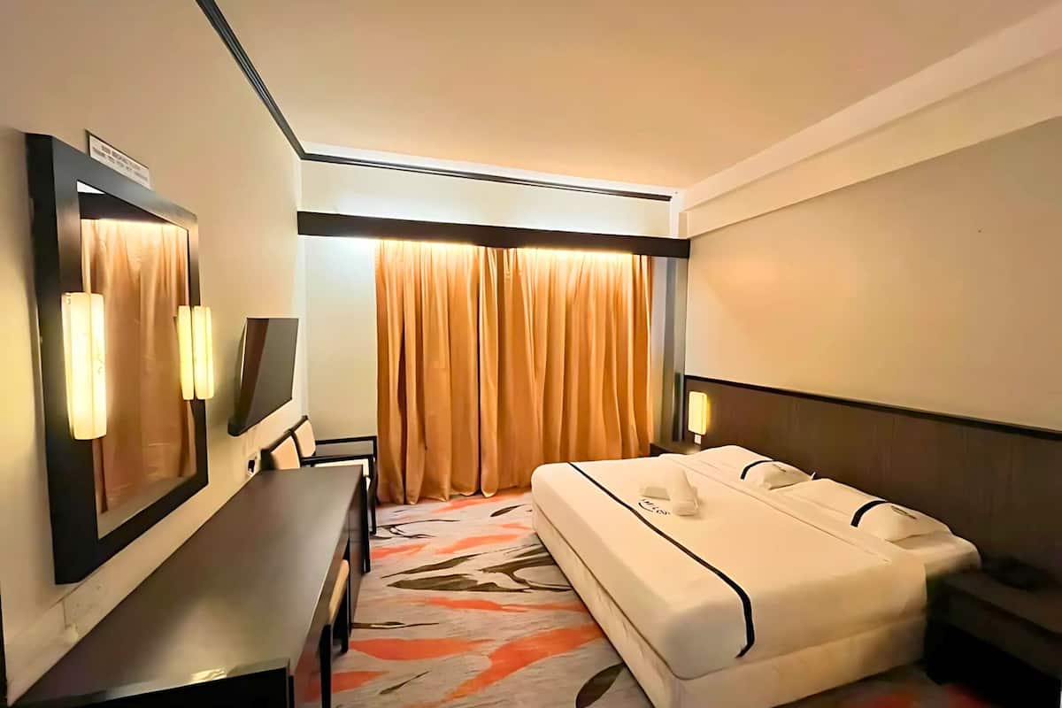 Double Room | Desk, iron/ironing board, free WiFi