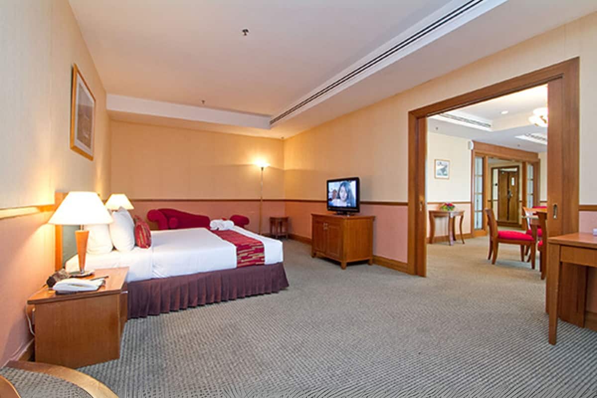 Presidential Room
