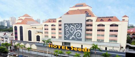 Fachada de la propiedad