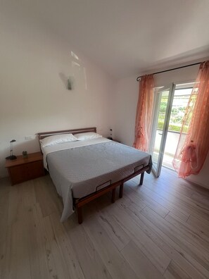 1 bedroom, iron/ironing board, bed sheets