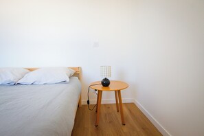 1 chambre, fer et planche Ă repasser, Wi-Fi, draps fournis