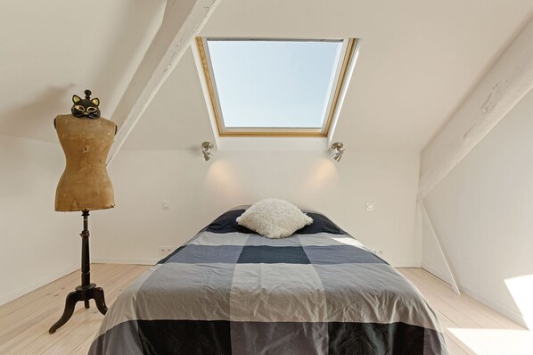 3 chambres, fer et planche à repasser, lit parapluie, Wi-Fi gratuit