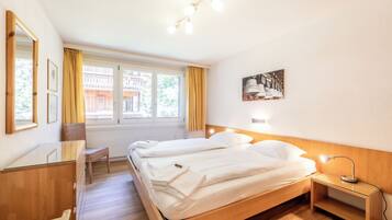 Apartment, Mountain View | Soundproofing, free WiFi