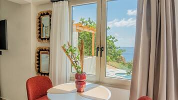 Suite with Sea View & Balcony | Balcony view