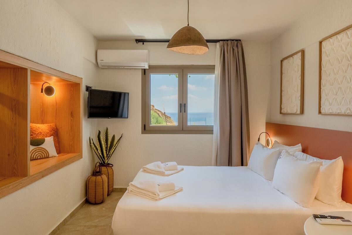 Standard Room with Sea View | 部屋からの景観