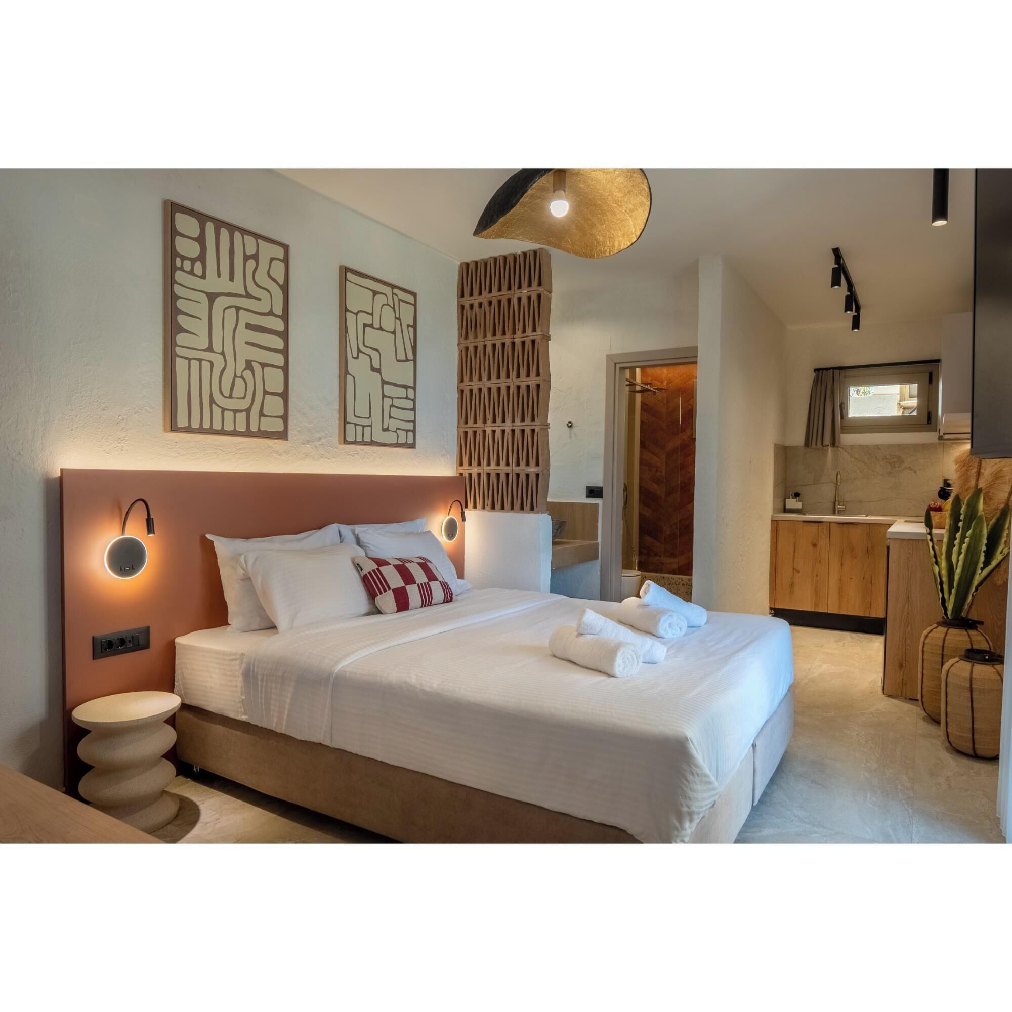 Suite with Sea View & Balcony