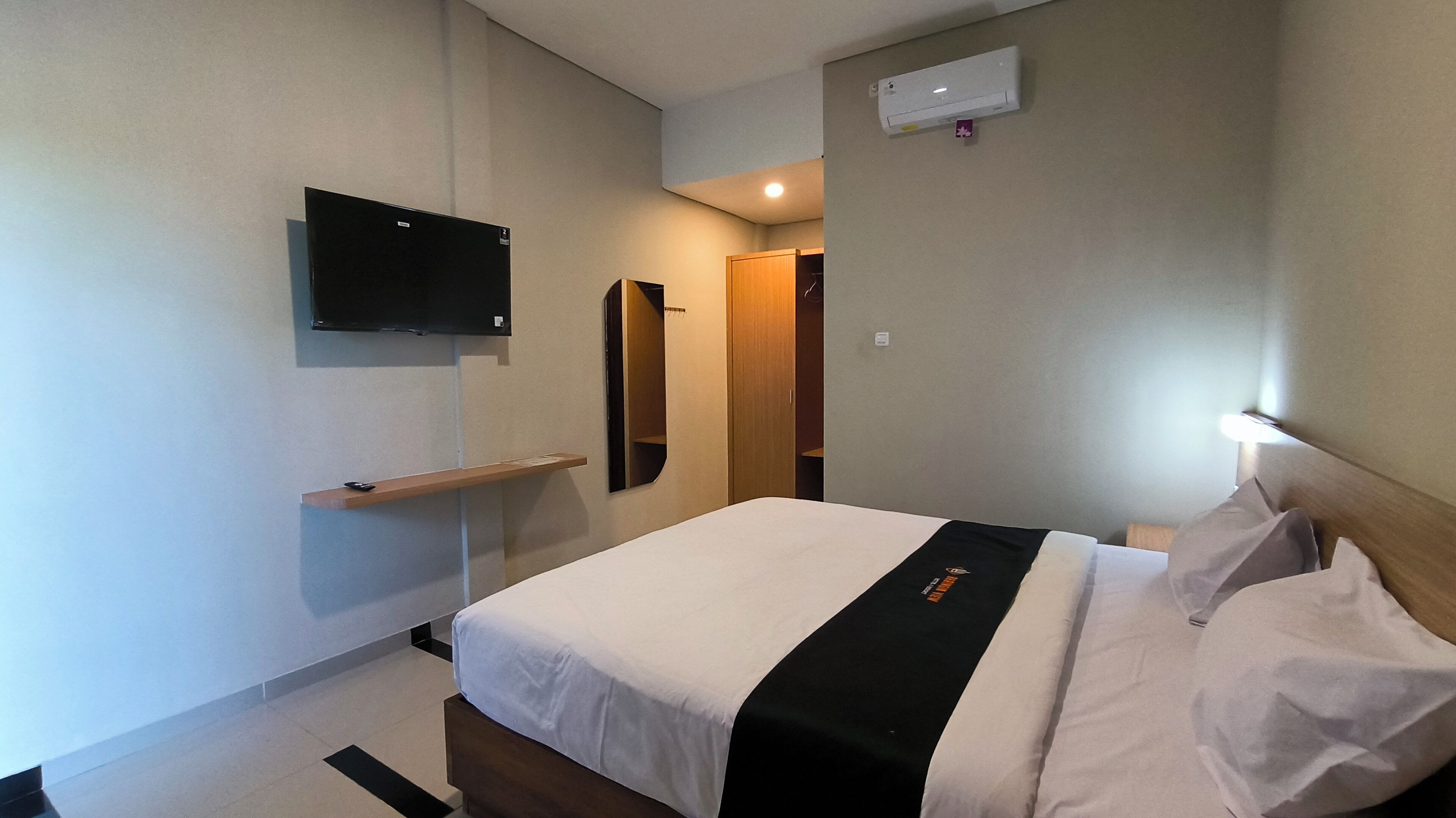 Deluxe Double Room | Free WiFi