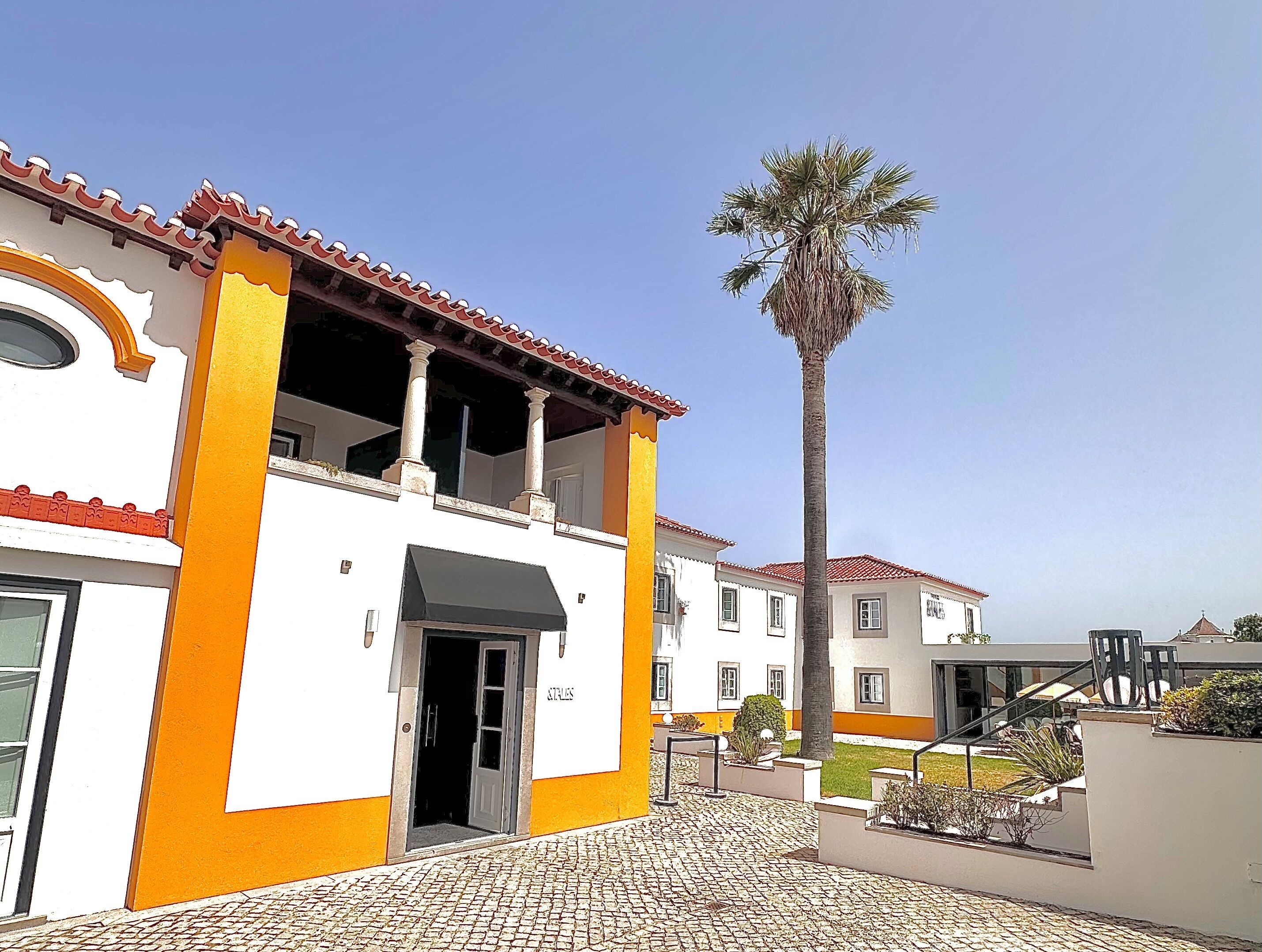 Fachada de la propiedad