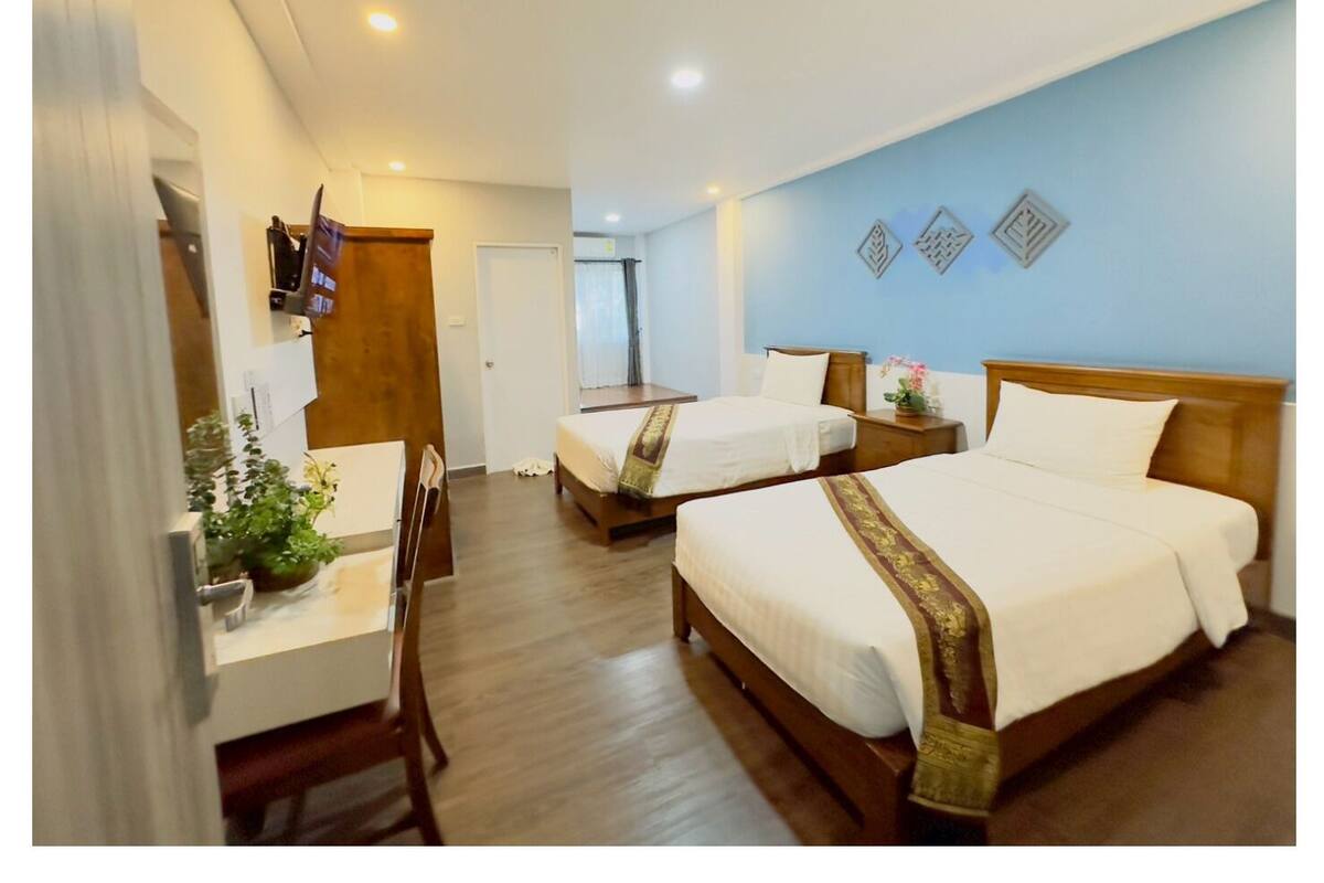 Quarto superior, para não fumantes, vista para o parque | Opções para refeição no quarto