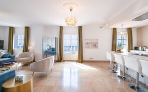 Interior - Villa Bellevue – Luxury villa in Vallauris with sea view (Vallauris)