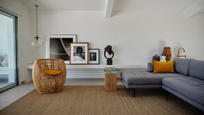 Unclassified image, 5 of 17, button - Villa Arte – Modern villa in Biot with private pool (Biot)