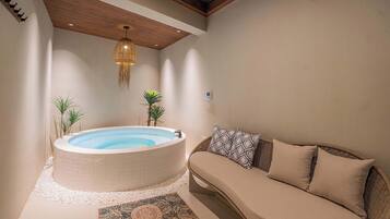 Individually decorated, individually furnished, desk, laptop workspace