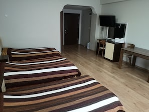 Room | Free WiFi