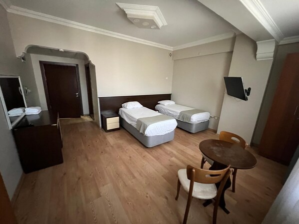 Room | Free WiFi