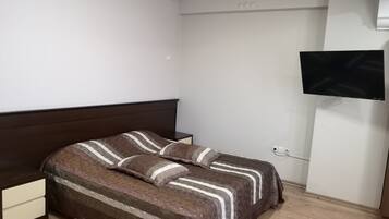 Room | Free WiFi