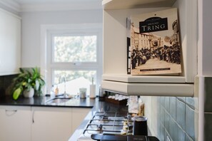 Frigorífic, microones, forn i placa de cuina