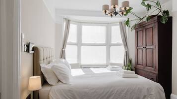 1 bedroom, desk, iron/ironing board, free WiFi