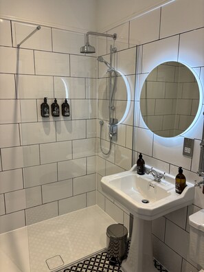 Hair dryer, towels