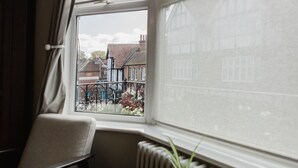 Interior - Grace`s Guesthouse 68b (Tring)