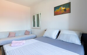 4 soverom, reiseseng for barn, wi-fi (inkludert) og sengetøy