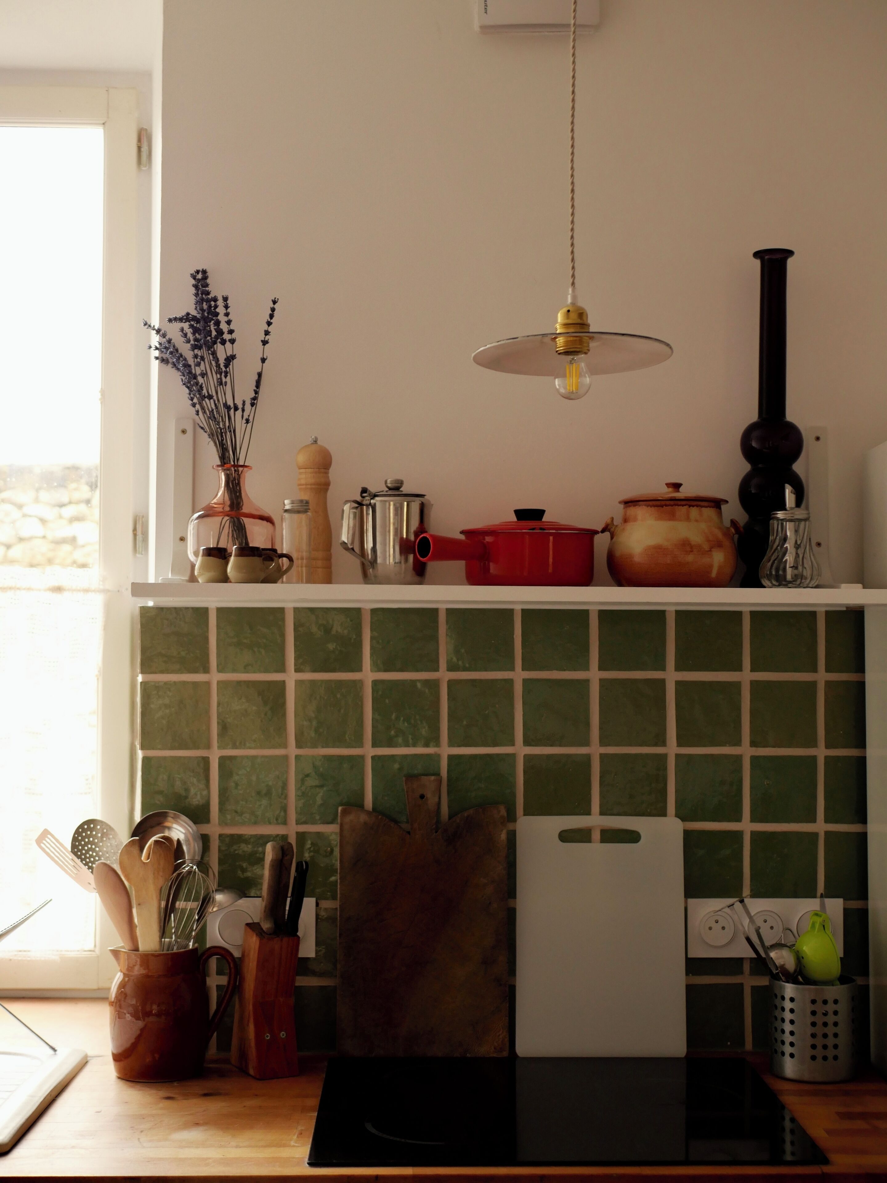 電子レンジ、オーブン、コンロ、食器洗い機