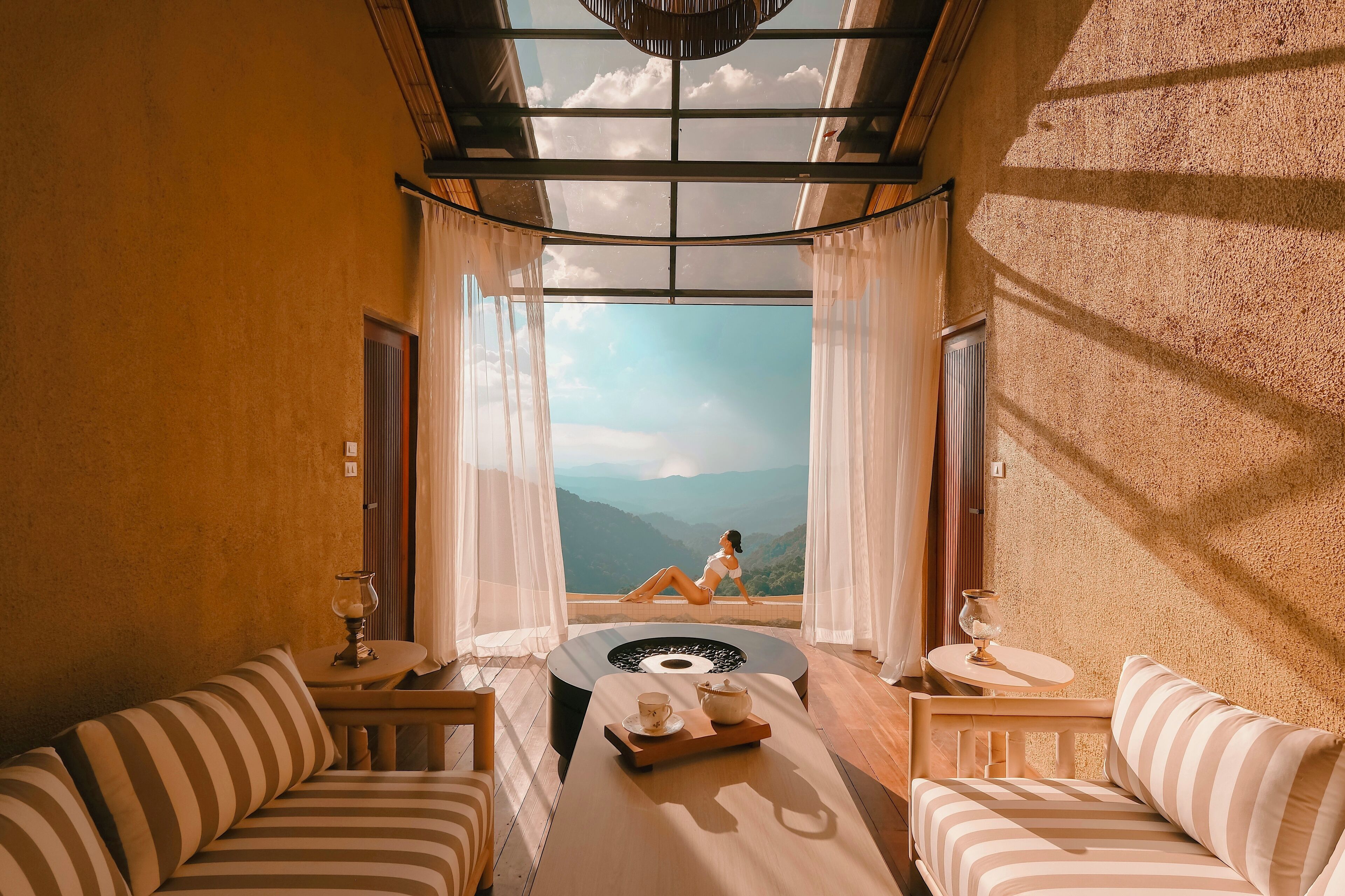 Habitación de lujo con 2 camas individuales, vistas a la montaña | Cortinas opacas y wifi gratis