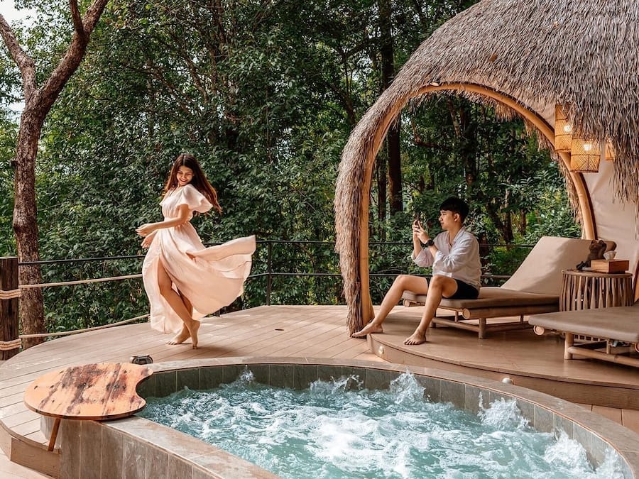 Villa romántica, vistas a la montaña | Vistas al jardín