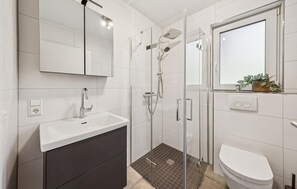 Shower - Gorgeous home in Haren with WiFi (Haren)