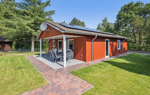 Exterior - Gorgeous home in Haren with WiFi (Haren)
