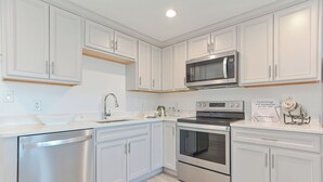 Unclassified image, 5 of 6, button - Premium Ocean View Condo (1,100S.F.) (Plymouth)