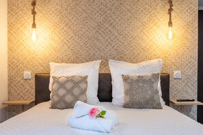 1 habitación, tabla de planchar con plancha, wifi y ropa de cama 