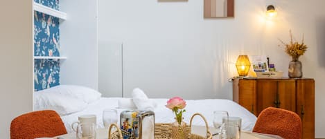 1 sovrum, strykjärn/strykbräda, wi-fi och sängkläder