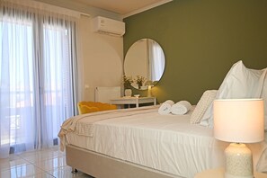 In-room safe, blackout drapes, iron/ironing board, free WiFi