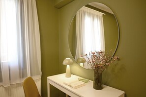 In-room safe, blackout drapes, iron/ironing board, free WiFi