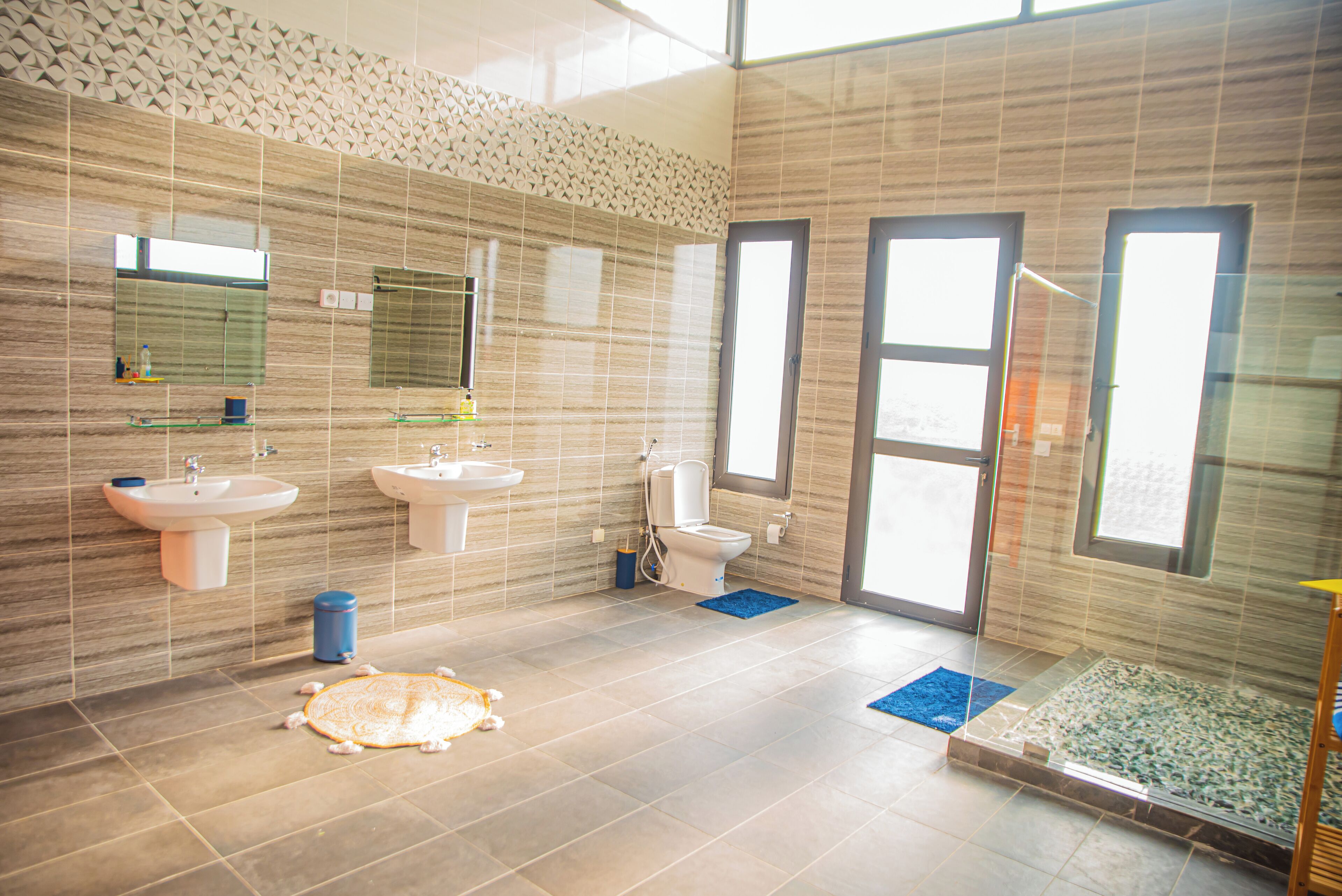 Doppia Signature, balcone, vista piscina | Bagno | Set di cortesia gratuito, asciugamani, sapone, shampoo
